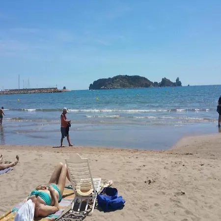 In Spain Near Sandy & Pool * 埃斯塔蒂特
